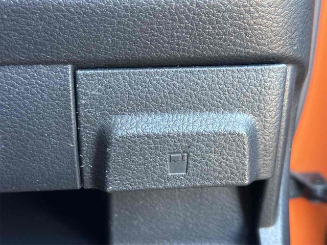 ハスラー Ｇ　ＥＴＣ　バックカメラ　ナビ　衝突被害軽減システム　スマートキー　アイドリングストップ　電動格納ミラー　シートヒーター　ベンチシート　ＣＶＴ　盗難防止システム　ＡＢＳ　ＥＳＣ　Ｂｌｕｅｔｏｏｔｈ（48枚目）