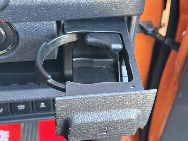 ハスラー Ｇ　ＥＴＣ　バックカメラ　ナビ　衝突被害軽減システム　スマートキー　アイドリングストップ　電動格納ミラー　シートヒーター　ベンチシート　ＣＶＴ　盗難防止システム　ＡＢＳ　ＥＳＣ　Ｂｌｕｅｔｏｏｔｈ（49枚目）