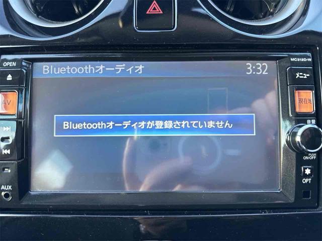 ノート メダリスト　ＥＴＣ　全周囲カメラ　ナビ　ＴＶ　アルミホイール　オートライト　スマートキー　アイドリングストップ　電動格納ミラー　ＣＶＴ　盗難防止システム　衝突安全ボディ　ＡＢＳ　ミュージックプレイヤー接続可（6枚目）