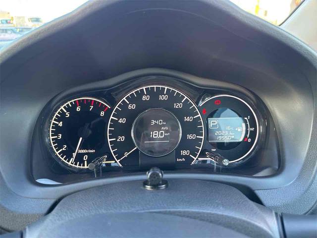 ノート メダリスト　ＥＴＣ　全周囲カメラ　ナビ　ＴＶ　アルミホイール　オートライト　スマートキー　アイドリングストップ　電動格納ミラー　ＣＶＴ　盗難防止システム　衝突安全ボディ　ＡＢＳ　ミュージックプレイヤー接続可（53枚目）