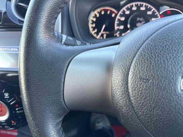 ノート メダリスト　ＥＴＣ　全周囲カメラ　ナビ　ＴＶ　アルミホイール　オートライト　スマートキー　アイドリングストップ　電動格納ミラー　ＣＶＴ　盗難防止システム　衝突安全ボディ　ＡＢＳ　ミュージックプレイヤー接続可（54枚目）