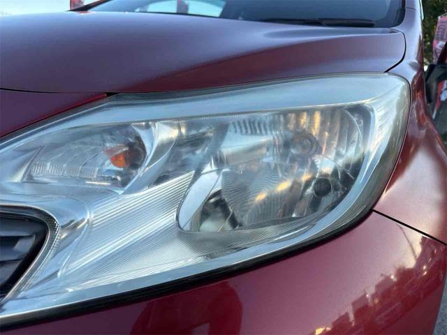 ノート メダリスト　ＥＴＣ　全周囲カメラ　ナビ　ＴＶ　アルミホイール　オートライト　スマートキー　アイドリングストップ　電動格納ミラー　ＣＶＴ　盗難防止システム　衝突安全ボディ　ＡＢＳ　ミュージックプレイヤー接続可（65枚目）