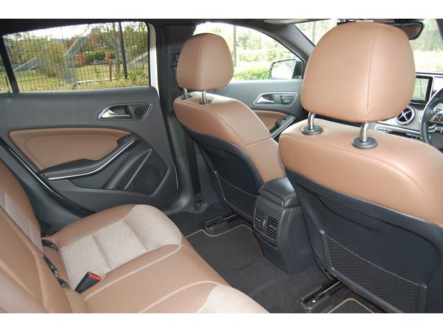 ＧＬＡクラス ＧＬＡ２５０　４マチック　純正ナビ／ＴＶ／ＥＴＣ／ハーフレザーシート／サンルーフ／Ｂカメ／電動シート／シートヒーター／前後ドラレコ／パワーバックドア／障害物センサー（43枚目）