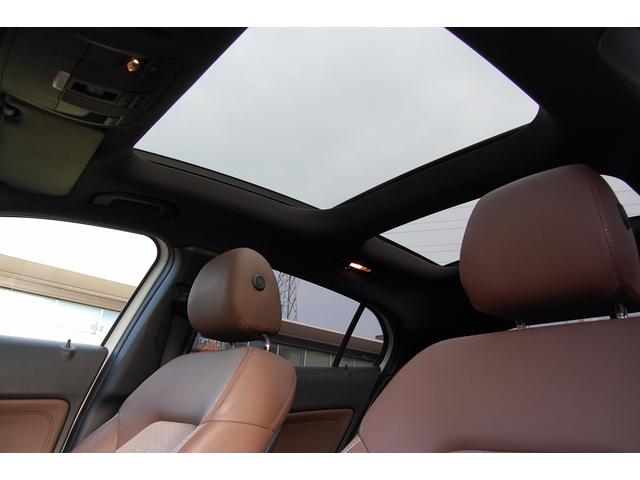 ＧＬＡクラス ＧＬＡ２５０　４マチック　純正ナビ／ＴＶ／ＥＴＣ／ハーフレザーシート／サンルーフ／Ｂカメ／電動シート／シートヒーター／前後ドラレコ／パワーバックドア／障害物センサー（49枚目）