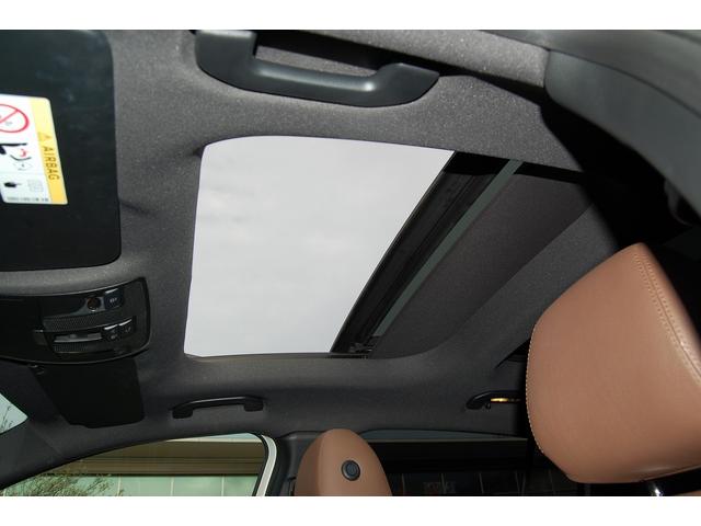 ＧＬＡクラス ＧＬＡ２５０　４マチック　純正ナビ／ＴＶ／ＥＴＣ／ハーフレザーシート／サンルーフ／Ｂカメ／電動シート／シートヒーター／前後ドラレコ／パワーバックドア／障害物センサー（50枚目）