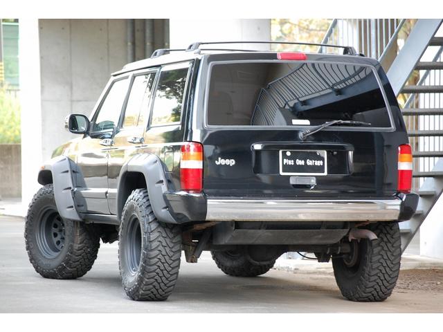 ジープ・チェロキー リミテッド 社外ナビ/フルセグ/ETC/Bカメ/電動シート/ブロックタイヤ/レザーシート/スペアキー/取説(11枚目)