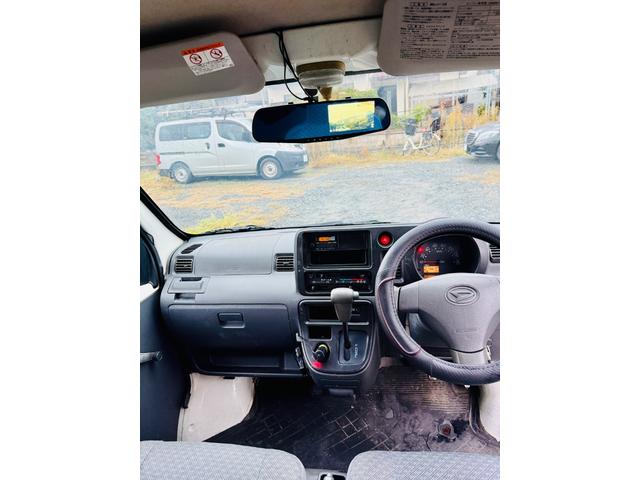 ハイゼットカーゴ  ★車検付★リモコンキー★★ETC★★ドラレコ★★バックカメラ★★スモークガラス★★タイヤ4本バリ山★(6枚目)