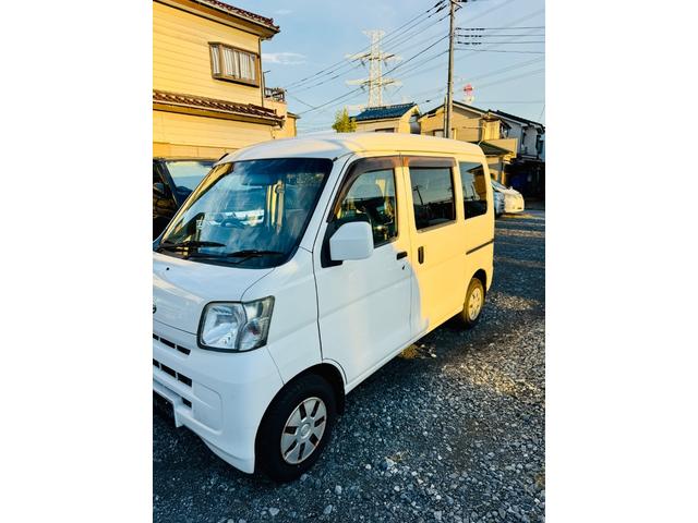 ハイゼットカーゴ クルーズ　★車検２年★パワーウィンドウ★★電動格納ミラー★★リモコンキー★★ＥＴＣ★★レザーシート★★バックカメラ★★タイヤ４本バリ山★（7枚目）