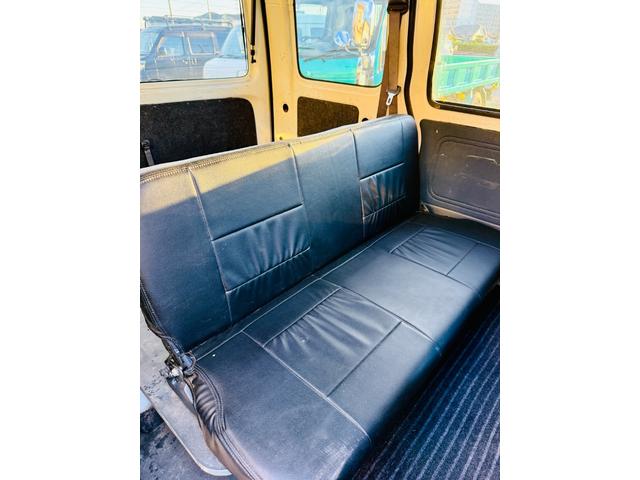 ハイゼットカーゴ クルーズ　★車検２年★パワーウィンドウ★★電動格納ミラー★★リモコンキー★★ＥＴＣ★★レザーシート★★バックカメラ★★タイヤ４本バリ山★（12枚目）