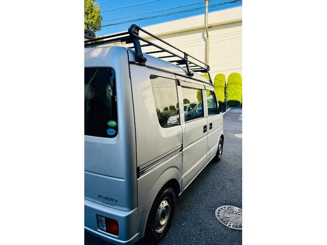エブリイ PA ★車検2年★パワーウィンドウ★スイッチ式4WD★リモコンキー★★ルーフキャリア★★ETC★ ★ドラレコ★★バックカメラ★★タイヤ4本バリ山★(8枚目)