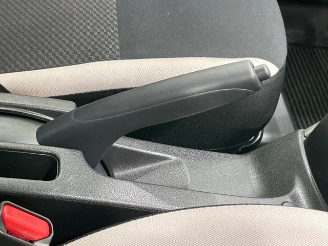 ノート ｅ－パワー　Ｘ　ナビ　全周囲カメラ　衝突軽減装置　レーダークルーズ　コーナーセンサー　スマートキー　ＬＥＤヘッド　ＥＴＣ　オートハイビーム　車線逸脱警報　オートライト　オートエアコン　純正１５インチＡＷ（44枚目）