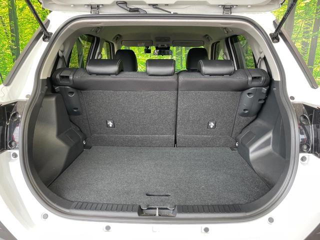 ロッキー プレミアムＧ　ＨＥＶ　純正９型ナビ　全周囲カメラ　衝突軽減　レーダークルーズ　ハーフレザーシート　シートヒーター　ドラレコ　コーナーセンサー　スマートキー　ＬＥＤヘッド　ＥＴＣ　車線逸脱警報　オートライト　オートエアコン（32枚目）