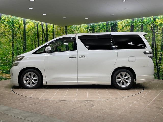 ヴェルファイア ２．４Ｖ　サンルーフ　両側電動スライドドア　後席モニター　純正ナビ　バックカメラ　コーナーセンサー　スマートキー　ＨＩＤヘッド　ＥＴＣ　クルコン　オートライト　パワーシート　デュアルエアコン　プライバシーガラス（70枚目）