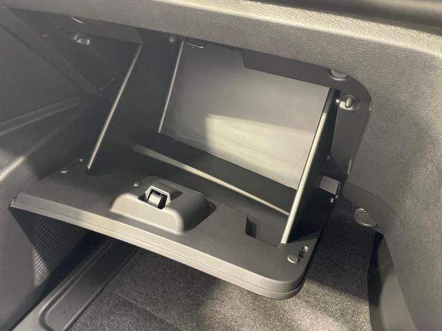 セレナ ｅ－パワー　ハイウェイスターＶ　登録済未使用車　純正１２．３型ナビ　全周囲カメラ　両側電動スライドドア　プロパイロット　衝突軽減　デジタルインナーミラー　ドラレコ　ＬＥＤヘッド　オートハイビーム　ＥＴＣ　ＨＤＭＩ　置くだけ充電（52枚目）