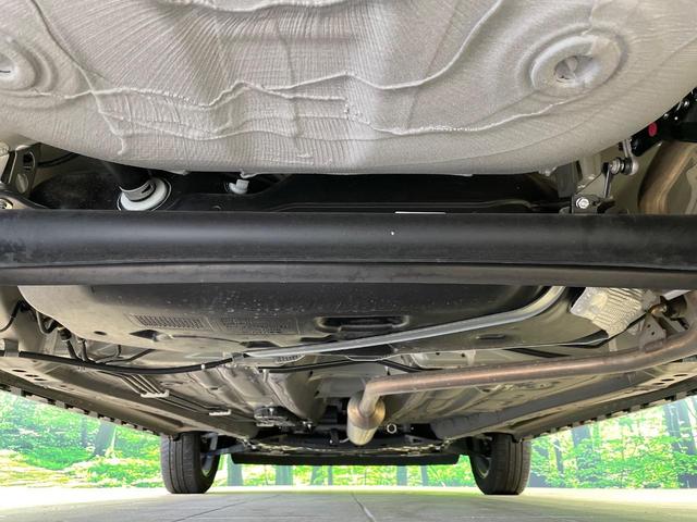 イグニス ハイブリッドMF 純正8型ナビ 全周囲カメラ 衝突軽減 クルーズコントロール シートヒーター レザーシート スマートキー LEDヘッド ルーフレール ETC ステアリングスイ 車線逸脱警報 オートライト オートエアコン(19枚目)