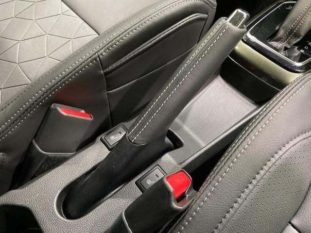 イグニス ハイブリッドMF 純正8型ナビ 全周囲カメラ 衝突軽減 クルーズコントロール シートヒーター レザーシート スマートキー LEDヘッド ルーフレール ETC ステアリングスイ 車線逸脱警報 オートライト オートエアコン(25枚目)