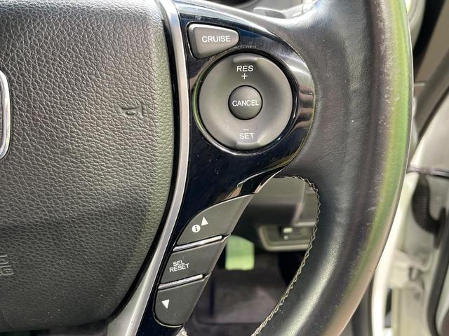 オデッセイ アブソルート・EX 純正ナビ 全周囲カメラ 衝突軽減 クルーズコントロール 両側電動スライドドア スマートキー ETC LEDヘッド&フォグ オートライト パワーシート デュアルエアコン 純正18インチAW(30枚目)