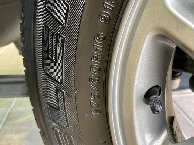 ジムニー ＸＣ　ＭＴ車　純正８型ナビ　衝突軽減　クルーズコントロール　シートヒーター　スマートキー　ＬＥＤヘッド　オートライト　オートエアコン　純正１６インチアルミ　Ｂｌｕｅｔｏｏｔｈ　ＣＤ　ＤＶＤ再生　フルセグ（53枚目）