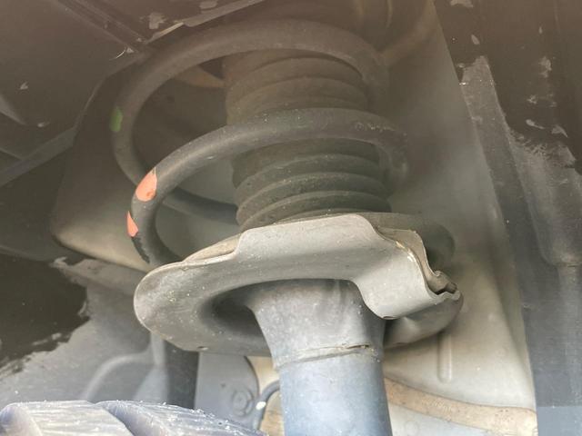 セレナ ｅ－パワー　ハイウェイスターＶ　純正９型ナビ　全周囲カメラ　衝突軽減　コーナーセンサー　両側電動スライドドア　クルーズコントロール　スマートキー　シートヒーター　ステアリングヒーター　ドラレコ　ＬＥＤヘッド　Ｂｌｕｅｔｏｏｔｈ再生（21枚目）