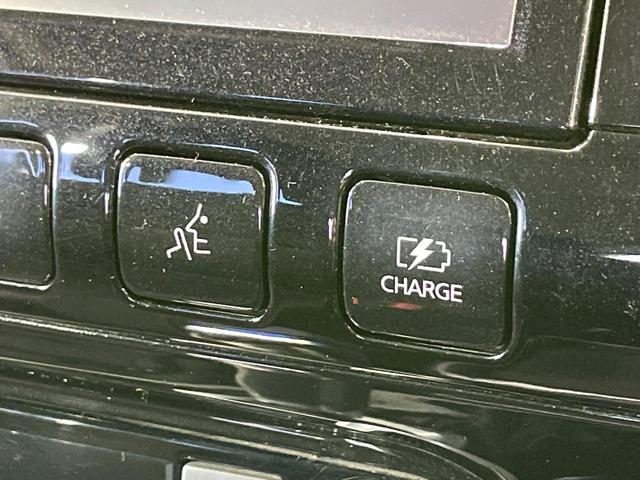 セレナ ｅ－パワー　ハイウェイスターＶ　純正９型ナビ　全周囲カメラ　衝突軽減　コーナーセンサー　両側電動スライドドア　クルーズコントロール　スマートキー　シートヒーター　ステアリングヒーター　ドラレコ　ＬＥＤヘッド　Ｂｌｕｅｔｏｏｔｈ再生（33枚目）