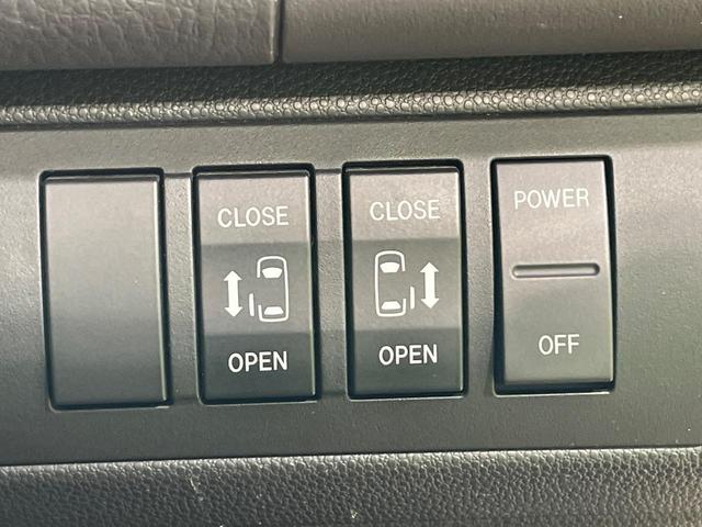 ＭＰＶ ２３Ｃ　スポーティパッケージ　両側電動スライドドア　純正ナビ　フロントカメラ　サイドカメラ　バックカメラ　ドラレコ　スマートキー　ＨＩＤヘッド　オートライト　デュアルエアコン　純正１７インチアルミ　ＣＤ　地デジ（5枚目）