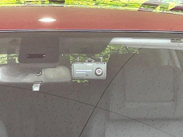 ＭＰＶ ２３Ｃ　スポーティパッケージ　両側電動スライドドア　純正ナビ　フロントカメラ　サイドカメラ　バックカメラ　ドラレコ　スマートキー　ＨＩＤヘッド　オートライト　デュアルエアコン　純正１７インチアルミ　ＣＤ　地デジ（6枚目）
