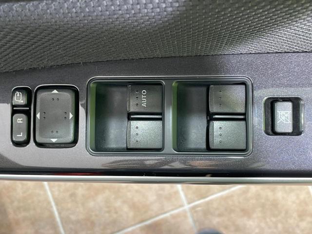 ＭＰＶ ２３Ｃ　スポーティパッケージ　両側電動スライドドア　純正ナビ　フロントカメラ　サイドカメラ　バックカメラ　ドラレコ　スマートキー　ＨＩＤヘッド　オートライト　デュアルエアコン　純正１７インチアルミ　ＣＤ　地デジ（33枚目）