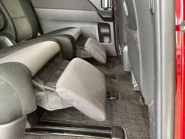 ＭＰＶ ２３Ｃ　スポーティパッケージ　両側電動スライドドア　純正ナビ　フロントカメラ　サイドカメラ　バックカメラ　ドラレコ　スマートキー　ＨＩＤヘッド　オートライト　デュアルエアコン　純正１７インチアルミ　ＣＤ　地デジ（43枚目）