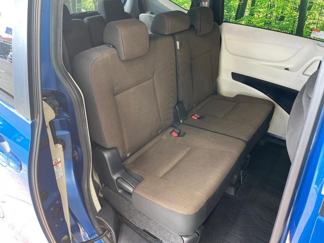 シエンタ ハイブリッドG 後席モニター ナビ バックカメラ 衝突軽減 両側電動スライドドア ドラレコ スマートキー LEDヘッド ETC オートハイビーム 車線逸脱警報 オートライト オートエアコン プライバシーガラス(9枚目)