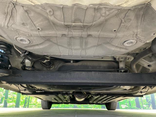 スイフト XGリミテッド ナビ バックカメラ 衝突軽減 クルーズコントロール シートヒーター ドラレコ スマートキー ETC オートハイビーム 車線逸脱警報 オートライト オートエアコン Bluetooth プライバシーガラス(19枚目)