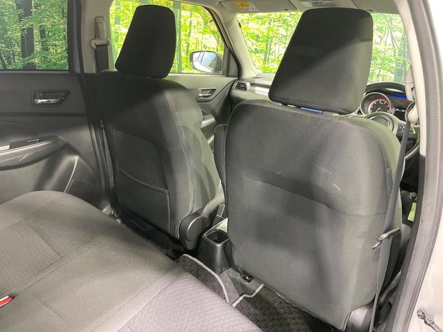 スイフト XGリミテッド ナビ バックカメラ 衝突軽減 クルーズコントロール シートヒーター ドラレコ スマートキー ETC オートハイビーム 車線逸脱警報 オートライト オートエアコン Bluetooth プライバシーガラス(32枚目)