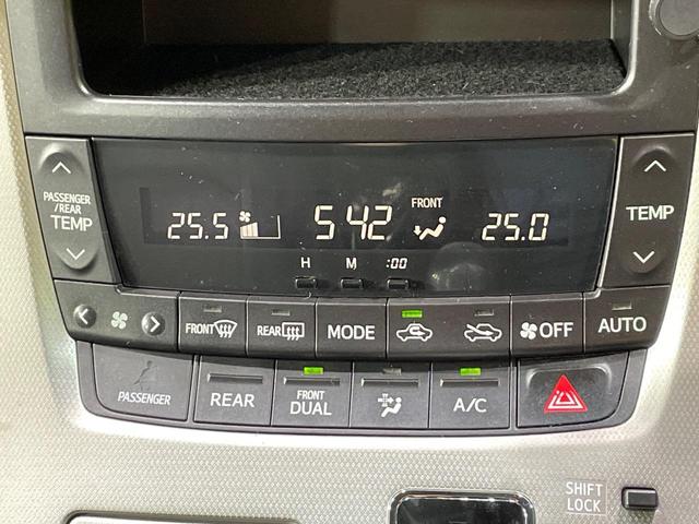 ヴェルファイア ２．４Ｚ　後席モニター　純正ナビ　バックカメラ　両側電動スライドドア　コーナーセンサー　スマートキー　オットマン　ＥＴＣ　ＨＩＤヘッド＆ＬＥＤフォグ　オートライト　デュアルエアコン　純正１８インチＡＷ（34枚目）