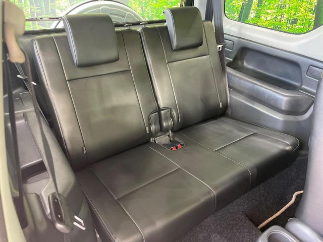 ジムニー ランドベンチャー MT車 純正ナビ 合皮レザーシート シートヒーター コーナーセンサー ETC 純正16インチAW 電動格納ミラー キーレス Bluetooth CD DVD再生 フルセグ ステアリングスイッチ(9枚目)