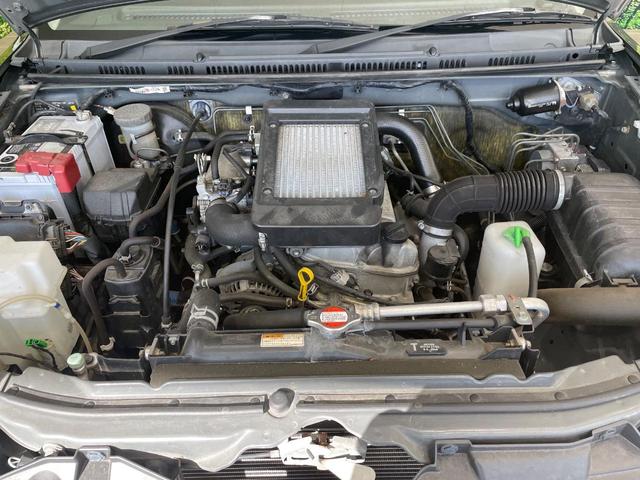 ジムニー ランドベンチャー MT車 純正ナビ 合皮レザーシート シートヒーター コーナーセンサー ETC 純正16インチAW 電動格納ミラー キーレス Bluetooth CD DVD再生 フルセグ ステアリングスイッチ(18枚目)