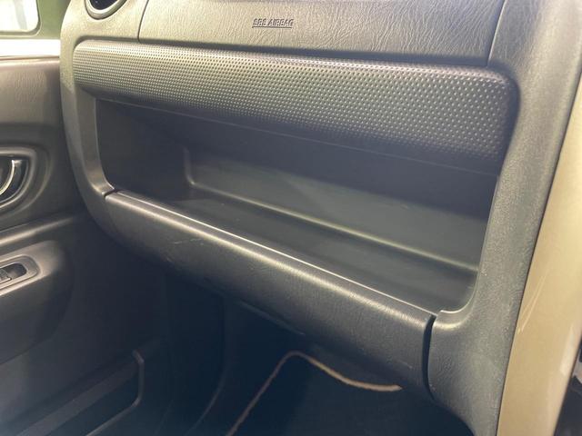 ジムニー ランドベンチャー MT車 純正ナビ 合皮レザーシート シートヒーター コーナーセンサー ETC 純正16インチAW 電動格納ミラー キーレス Bluetooth CD DVD再生 フルセグ ステアリングスイッチ(46枚目)