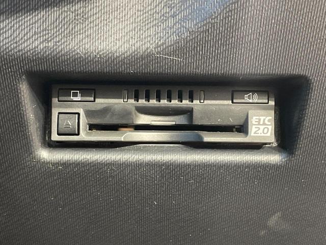 アクア Sスタイルブラック 純正ナビ バックカメラ 衝突軽減 ドラレコ コーナーセンサー シートヒーター スマートキー LEDヘッド ETC2.0 オートハイビーム オートライト オートエアコン Bluetooth 車線逸脱警報(30枚目)