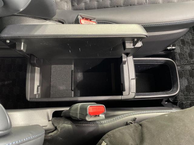 ヴォクシー S-Z モデリスタエアロ 純正10.5型ナビ 両側電動スライドドア バックカメラ 衝突軽減 レーダークルーズ 電動リアゲート オットマン ハーフレザーシート シートヒーター ドラレコ LEDヘッド ETC(60枚目)