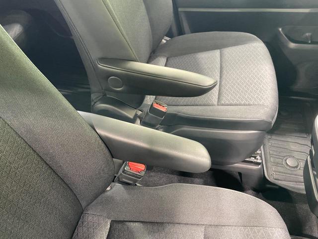 ノア S-G 純正14型後席モニター 純正10.5型ナビ 両側電動スライドドア 全周囲カメラ トヨタチームメイト 衝突軽減 レーダークルーズ ドラレコ LEDヘッド ETC オートハイビーム 車線逸脱警報(27枚目)