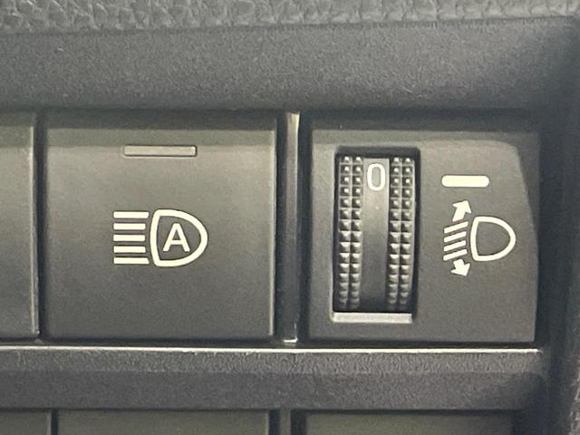 ノア S-G 純正14型後席モニター 純正10.5型ナビ 両側電動スライドドア 全周囲カメラ トヨタチームメイト 衝突軽減 レーダークルーズ ドラレコ LEDヘッド ETC オートハイビーム 車線逸脱警報(39枚目)