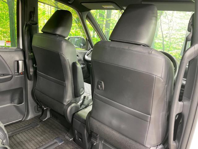 ヴォクシー ハイブリッドS-Z フルエアロ 快適利便 10.5型ナビ 両側電動ドア バックカメラ 衝突軽減 100V電源 レーダークルーズ 禁煙車 電動リアゲート ハーフレザーシート ドラレコ コーナーセンサー LEDヘッド(64枚目)