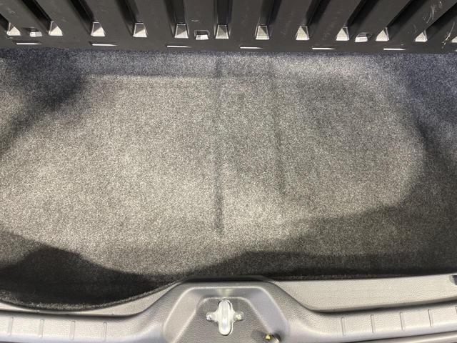 ヴォクシー ハイブリッドS-Z フルエアロ 快適利便 10.5型ナビ 両側電動ドア バックカメラ 衝突軽減 100V電源 レーダークルーズ 禁煙車 電動リアゲート ハーフレザーシート ドラレコ コーナーセンサー LEDヘッド(70枚目)