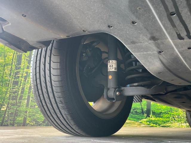 ヴェゼル ハイブリッドＺ・ホンダセンシング　純正ＳＤナビ　バックカメラ　衝突被害軽減システム　レーダークルーズ　禁煙車　ドラレコ　スマートキー　ＬＥＤヘッド　ビルトインＥＴＣ　車線逸脱警報　オートライト　デュアルエアコン　純正１７インチアルミ（22枚目）