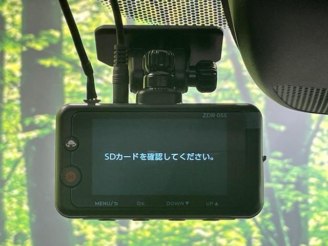 ヴェゼル ハイブリッドＺ・ホンダセンシング　純正ＳＤナビ　バックカメラ　衝突被害軽減システム　レーダークルーズ　禁煙車　ドラレコ　スマートキー　ＬＥＤヘッド　ビルトインＥＴＣ　車線逸脱警報　オートライト　デュアルエアコン　純正１７インチアルミ（67枚目）