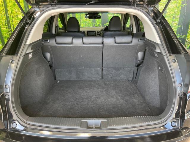 ヴェゼル ハイブリッドＺ・ホンダセンシング　純正ＳＤナビ　バックカメラ　衝突被害軽減システム　レーダークルーズ　禁煙車　ドラレコ　スマートキー　ＬＥＤヘッド　ビルトインＥＴＣ　車線逸脱警報　オートライト　デュアルエアコン　純正１７インチアルミ（73枚目）