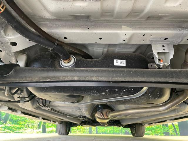 スペーシアカスタム ハイブリッドXSターボ 純正9型ナビ 両側電動スライドドア 全周囲カメラ 衝突軽減 レーダークルーズ ヘッドアップディスプレイ ハーフレザーシート シートヒーター LEDヘッド オートハイビーム 車線逸脱警報(19枚目)