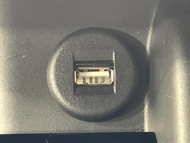 スペーシアカスタム ハイブリッドXSターボ 純正9型ナビ 両側電動スライドドア 全周囲カメラ 衝突軽減 レーダークルーズ ヘッドアップディスプレイ ハーフレザーシート シートヒーター LEDヘッド オートハイビーム 車線逸脱警報(36枚目)