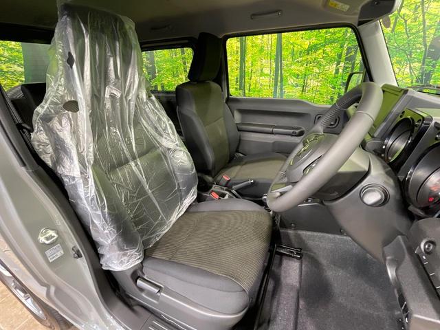 ジムニー ＸＣ　届出済未使用車　衝突軽減　コーナーセンサー　クルーズコントロール　シートヒーター　スマートキー　ＬＥＤヘッド　車線逸脱警報　革巻きハンドル　ステアリングスイッチ　オートエアコン　純正１６インチＡＷ（8枚目）
