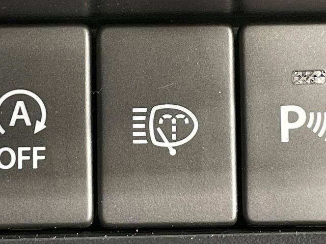 ジムニー ＸＣ　届出済未使用車　衝突軽減　コーナーセンサー　クルーズコントロール　シートヒーター　スマートキー　ＬＥＤヘッド　車線逸脱警報　革巻きハンドル　ステアリングスイッチ　オートエアコン　純正１６インチＡＷ（37枚目）