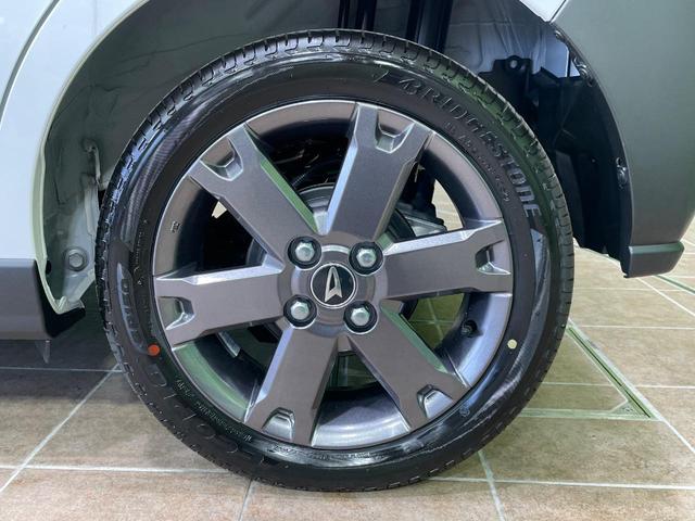 タント ファンクロスターボ　届出済未使用車　両側電動スライドドア　衝突軽減　コーナーセンサー　スマートキー　ＬＥＤヘッド　ルーフレール　オートライト　オートエアコン　純正１５インチアルミ　ＬＥＤフォグ（23枚目）