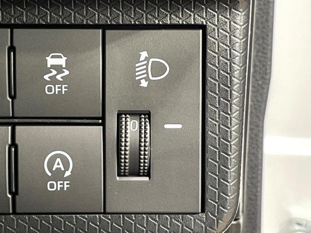 タント ファンクロスターボ　届出済未使用車　両側電動スライドドア　衝突軽減　コーナーセンサー　スマートキー　ＬＥＤヘッド　ルーフレール　オートライト　オートエアコン　純正１５インチアルミ　ＬＥＤフォグ（41枚目）